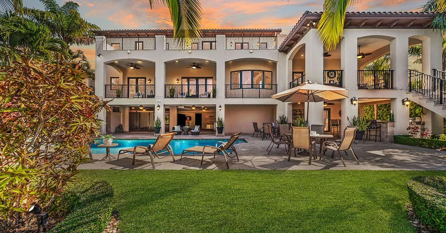 Aerial Recon Media photographer capturing a Miami property interior