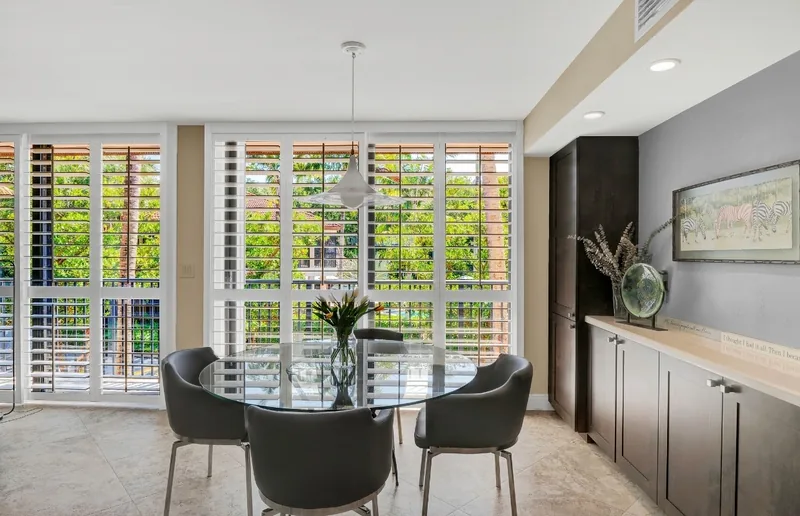 Miami commercial photography: modern dining room interior